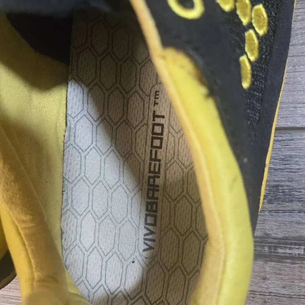 Vivobarefoot Neo Midfoot running shoes sneakers size 10 men's black yellow
